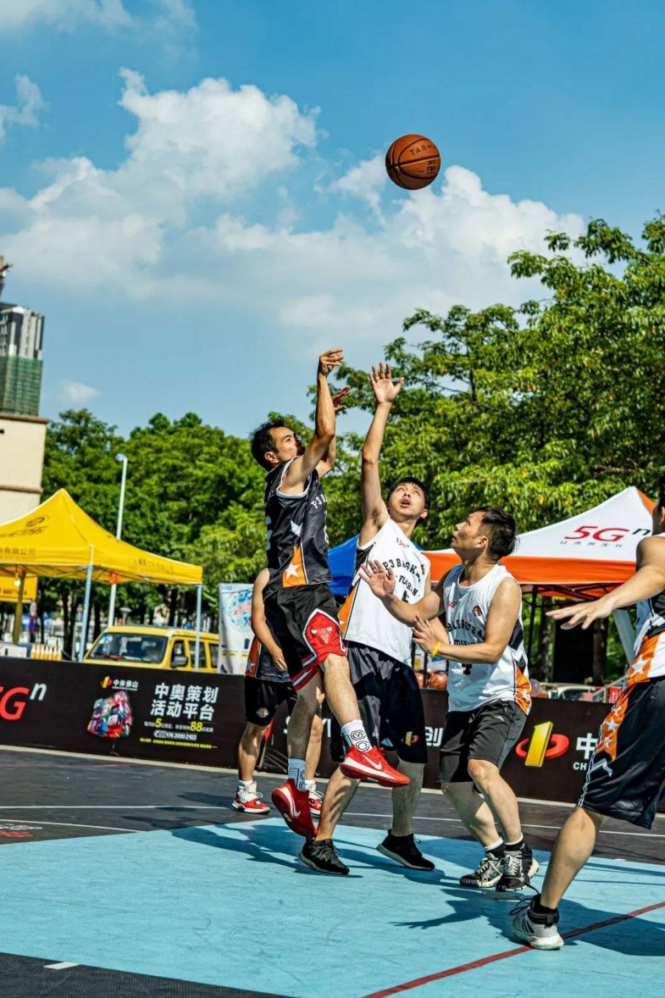 kaiyun sports-晋级下一阶段首场状态出色，皇家马德里观众沸腾！，Doinb重返赛场赛场气氛高涨的简单介绍-kaiyun sports